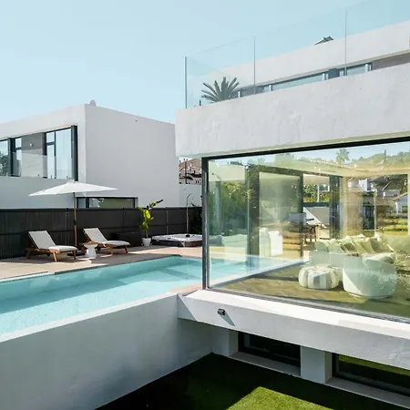 Campanario Front Golf Pool Jacuzzi فيلة