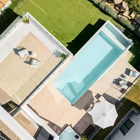 Campanario Front Golf Pool Jacuzzi * إِستيبونا