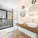Campanario Front Golf Pool Jacuzzi إِستيبونا